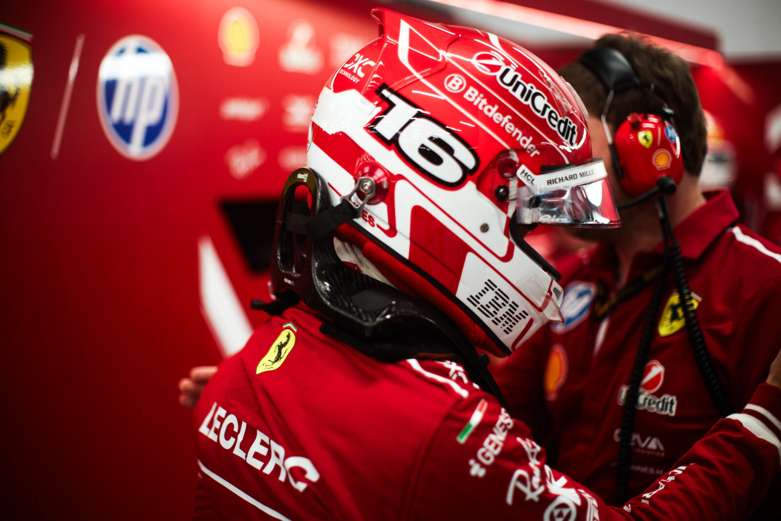 Charles-leclerc-ferrari