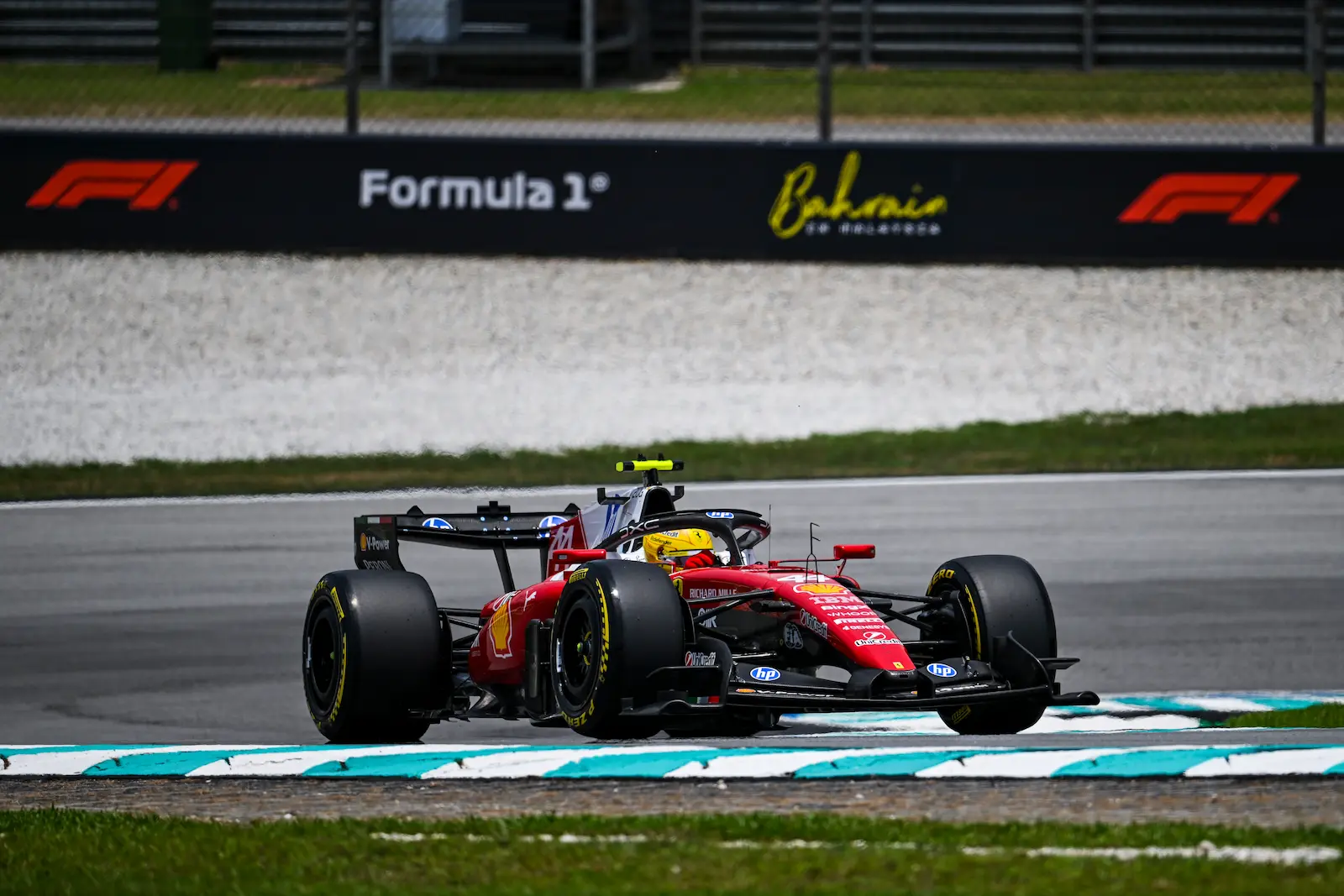 Officiel : 10 000€ d’amende pour Ferrari, Hamilton averti par les commissaires
