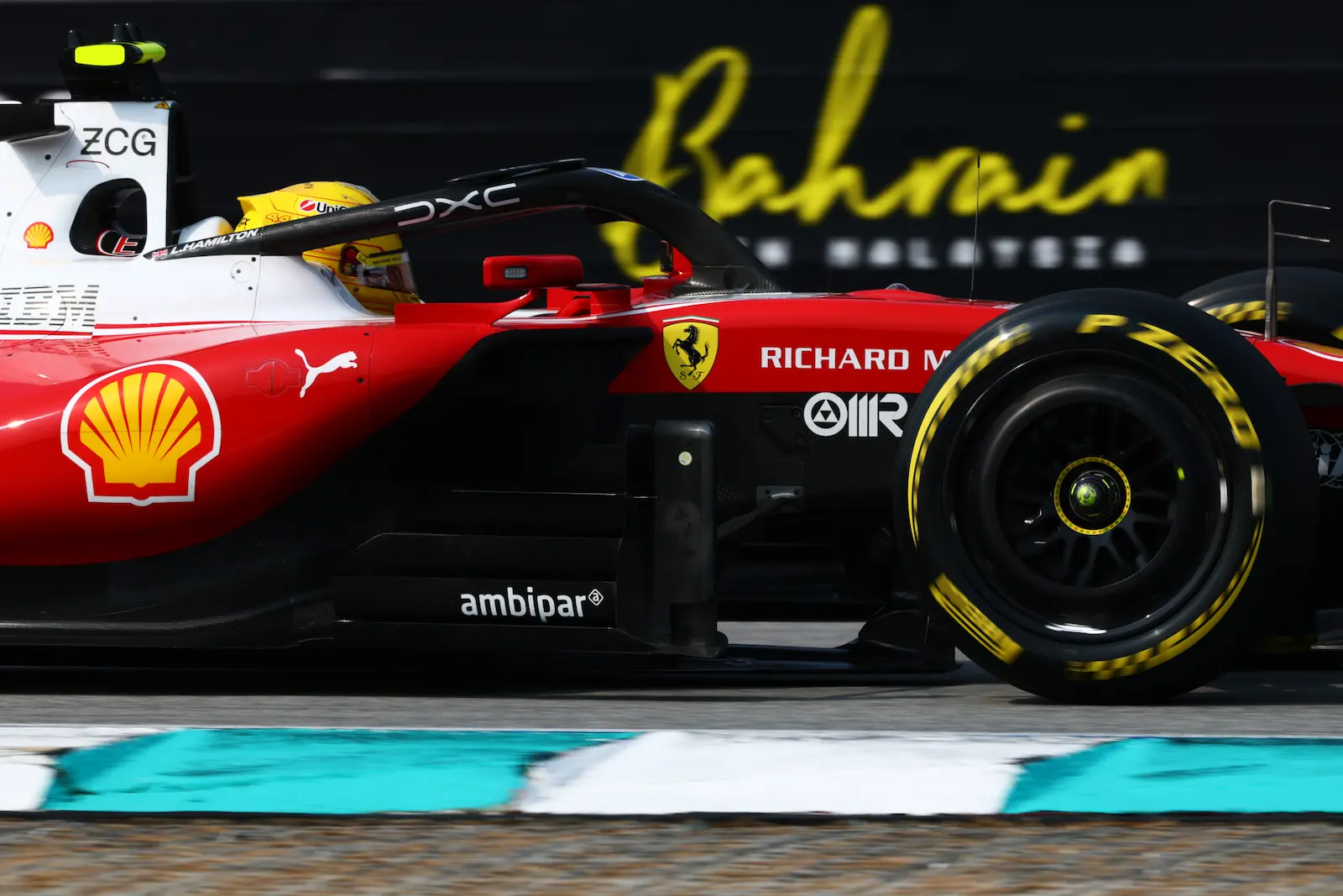 Hamilton salue Ferrari pour avoir trouvé « le bon compromis » en qualifications