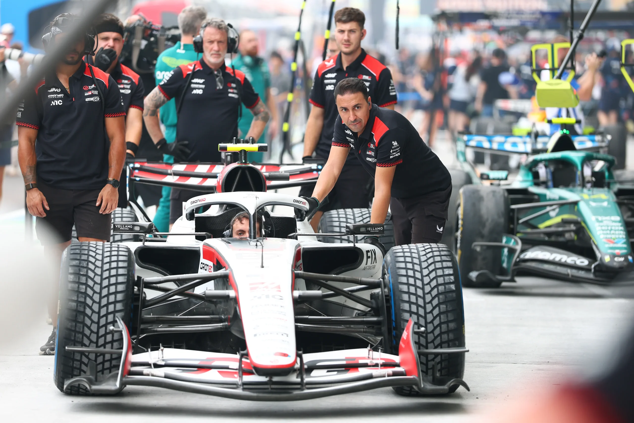 A quelle heure est programmé le départ de la course Sprint à Singapour ce samedi ?