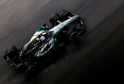 La Mercedes W17 de Kimi Antonelli sur le circuit de Singapour