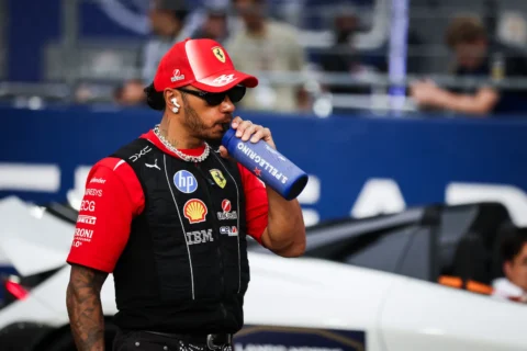 Le pilote Ferrari Lewis Hamilton à Singapour