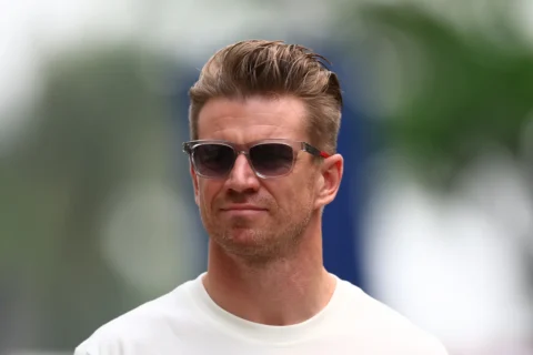 Le pilote Audi Nico Hülkenberg dans le paddock de la F1
