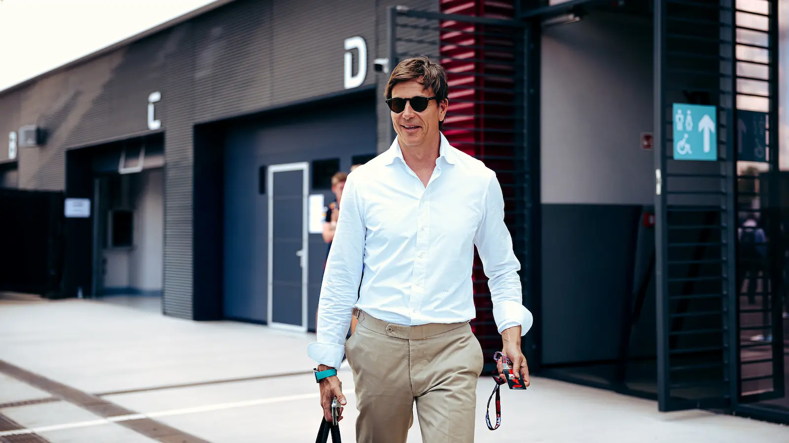 Toto Wolff, le patron de Mercedes, dans le paddock de Budapest